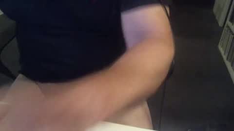 Snapshot of dangirth78 chatting on February 27, 9:54 am dangirth78 online show from February 27, 9:54 am