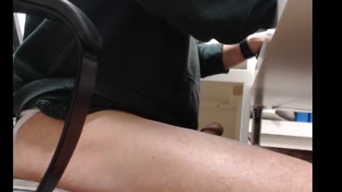 Snapshot of dani_alpina chatting on February 27, 2:32 pm dani_alpina online show from February 27, 2:32 pm