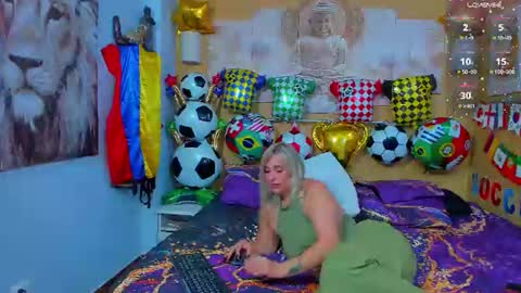 dani_and_maik online show from July 8, 12:59 am