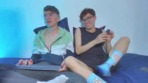 Snapshot of dani_angel_dark chatting on November 13, 11:25 pm dani_angel_dark online show from November 13, 11:25 pm