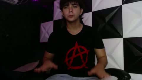 Snapshot of dani_cumboy chatting on January 7, 2:42 am dani_cumboy online show from January 7, 2:42 am