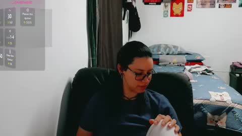 dani y jocelyn online show from December 20, 7:32 pm