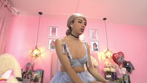 Snapshot of dani_parkerr chatting on January 20, 4:12 pm online show from January 20, 4:12 pm