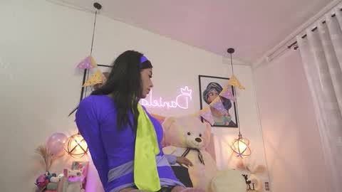 Snapshot of dani_parkerr chatting on November 1, 7:05 pm online show from November 1, 7:05 pm