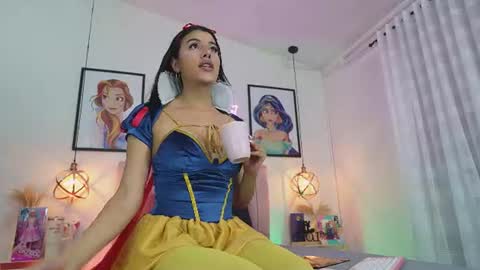   online show from June 20, 7:05 pm