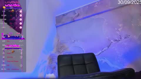 Snapshot of dani_sweet_ts chatting on September 30, 11:32 pm Dani online show from September 30, 11:32 pm