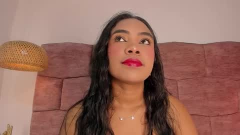 Snapshot of dani_velvet chatting on November 4, 3:49 am online show from November 4, 3:49 am