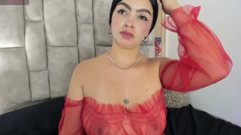 danicaa_sweet online show from May 25, 8:37 pm