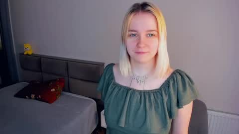 Carnelia online show from March 17, 6:06 am