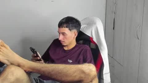 Snapshot of daniel_443 chatting on December 3, 4:20 am DANIEL online show from December 3, 4:20 am