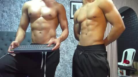 Snapshot of daniel_leconte chatting on November 19, 6:35 am daniel_leconte online show from November 19, 6:35 am