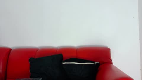 Snapshot of daniel_ova chatting on November 19, 7:58 pm Sexy Dani online show from November 19, 7:58 pm