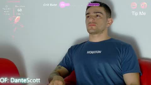 Snapshot of daniel_ova chatting on June 24, 11:42 am Sexy Dani online show from June 24, 11:42 am