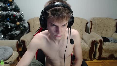 Snapshot of daniel_padalecki chatting on January 20, 3:50 pm Daniel online show from January 20, 3:50 pm