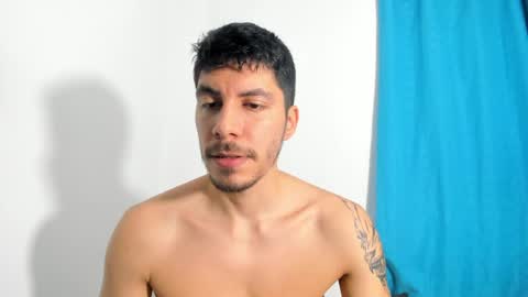 Snapshot of daniel_sexy77 chatting on May 29, 2:09 am Daniel sexy77 online show from May 29, 2:09 am
