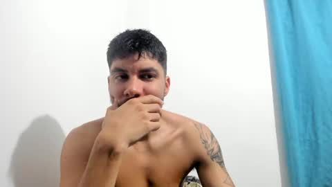 Snapshot of daniel_sexy77 chatting on July 24, 1:25 am Daniel sexy77 online show from July 24, 1:25 am