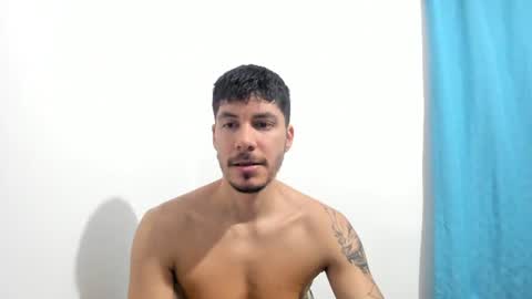 Snapshot of daniel_sexy77 chatting on August 1, 1:05 am Daniel sexy77 online show from August 1, 1:05 am