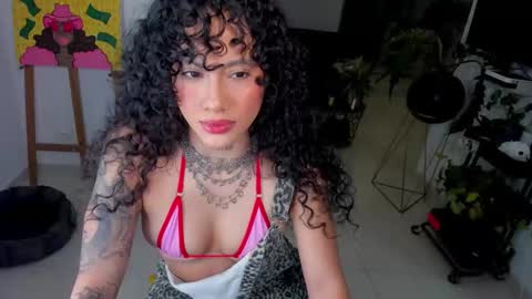 Snapshot of daniela_arenas chatting on January 15, 1:21 am daniela_arenas online show from January 15, 1:21 am