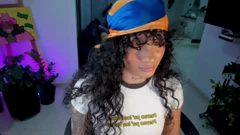 Snapshot of daniela_arenas chatting on April 8, 3:17 am daniela_arenas online show from April 8, 3:17 am