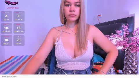 daniela online show from March 23, 12:53 pm