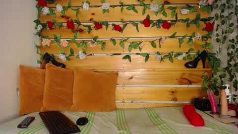 Daniela online show from February 27, 2:21 pm