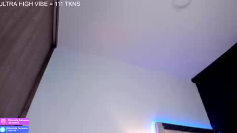 Snapshot of daniela_henaoo chatting on September 22, 11:18 pm independent model online show from September 22, 11:18 pm