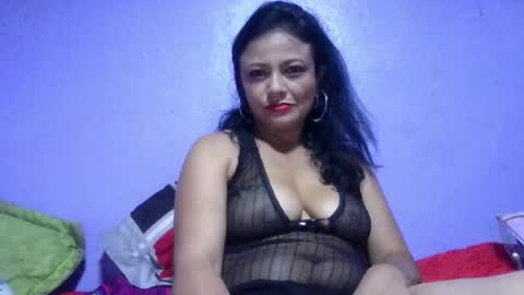 Snapshot of daniela_love1 chatting on July 17, 12:06 am daniela_love1 online show from July 17, 12:06 am