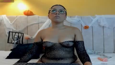 Snapshot of danielaa_sofia chatting on November 1, 2:19 pm danielaa sofia online show from November 1, 2:19 pm