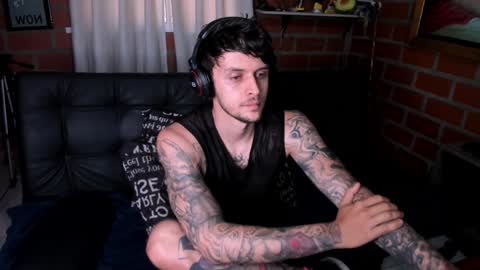 Snapshot of daniele_bunny chatting on December 8, 6:28 pm Daniele Bunny online show from December 8, 6:28 pm