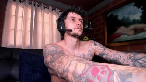 Snapshot of daniele_bunny chatting on December 13, 6:27 pm Daniele Bunny online show from December 13, 6:27 pm