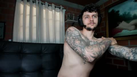 Snapshot of daniele_bunny chatting on December 18, 6:46 pm Daniele Bunny online show from December 18, 6:46 pm