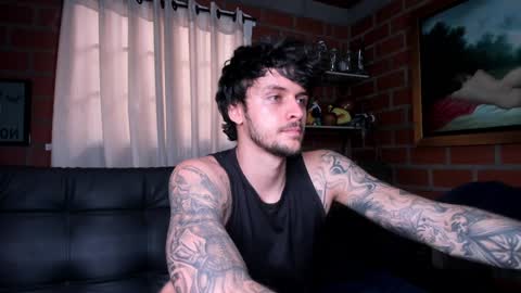 Snapshot of daniele_bunny chatting on January 10, 6:38 pm Daniele Bunny online show from January 10, 6:38 pm