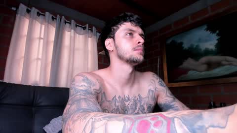 Snapshot of daniele_bunny chatting on February 3, 4:41 pm Daniele Bunny online show from February 3, 4:41 pm