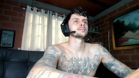 Snapshot of daniele_bunny chatting on February 4, 6:17 pm Daniele Bunny online show from February 4, 6:17 pm