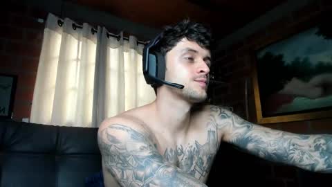 Snapshot of daniele_bunny chatting on February 11, 5:29 pm Daniele Bunny online show from February 11, 5:29 pm