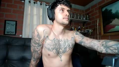 Snapshot of daniele_bunny chatting on February 12, 8:40 pm Daniele Bunny online show from February 12, 8:40 pm