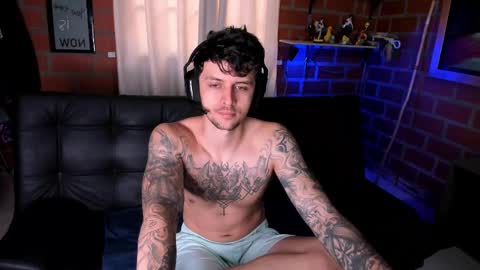 Snapshot of daniele_bunny chatting on February 17, 5:10 pm Daniele Bunny online show from February 17, 5:10 pm