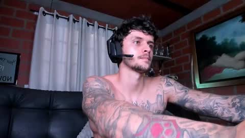 Snapshot of daniele_bunny chatting on February 26, 9:48 pm Daniele Bunny online show from February 26, 9:48 pm