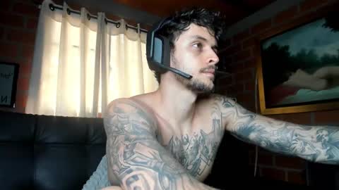 Snapshot of daniele_bunny chatting on March 2, 7:02 pm Daniele Bunny online show from March 2, 7:02 pm