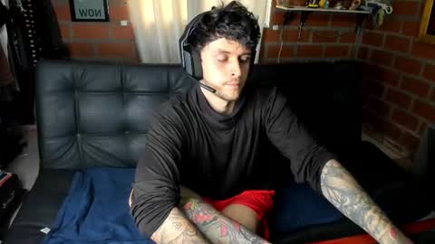 Snapshot of daniele_bunny chatting on March 8, 8:14 pm Daniele Bunny online show from March 8, 8:14 pm