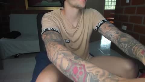 Snapshot of daniele_bunny chatting on September 27, 5:29 pm Daniele Bunny online show from September 27, 5:29 pm