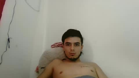 Snapshot of danielhot17 chatting on December 3, 5:12 pm DANIEL online show from December 3, 5:12 pm