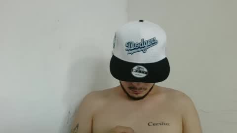 Snapshot of danielhot17 chatting on December 19, 1:18 pm DANIEL online show from December 19, 1:18 pm