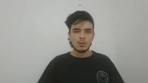 Snapshot of danielhot17 chatting on December 21, 12:59 pm DANIEL online show from December 21, 12:59 pm