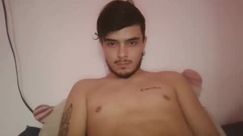 Snapshot of danielhot17 chatting on December 26, 8:00 pm DANIEL online show from December 26, 8:00 pm