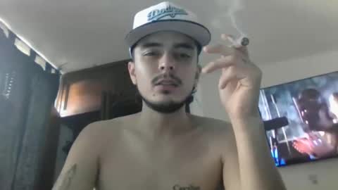 Snapshot of danielhot17 chatting on January 1, 1:27 pm DANIEL online show from January 1, 1:27 pm