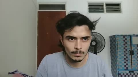 Snapshot of danielhot17 chatting on January 18, 4:10 pm DANIEL online show from January 18, 4:10 pm