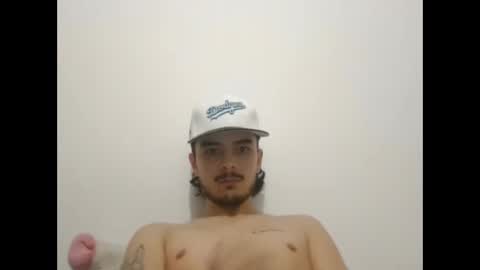 Snapshot of danielhot17 chatting on January 19, 6:09 am DANIEL online show from January 19, 6:09 am