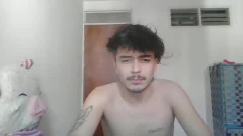 Snapshot of danielhot17 chatting on January 20, 1:11 pm DANIEL online show from January 20, 1:11 pm