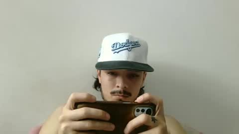 Snapshot of danielhot17 chatting on January 21, 5:51 pm DANIEL online show from January 21, 5:51 pm